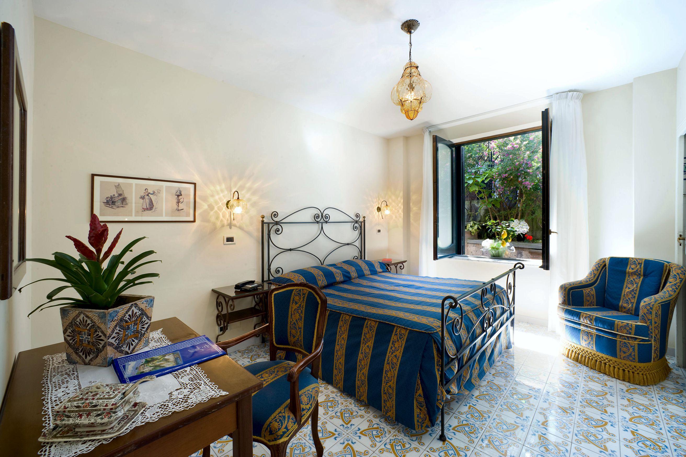 Hotel La Tonnarella Sorrent Zimmer foto